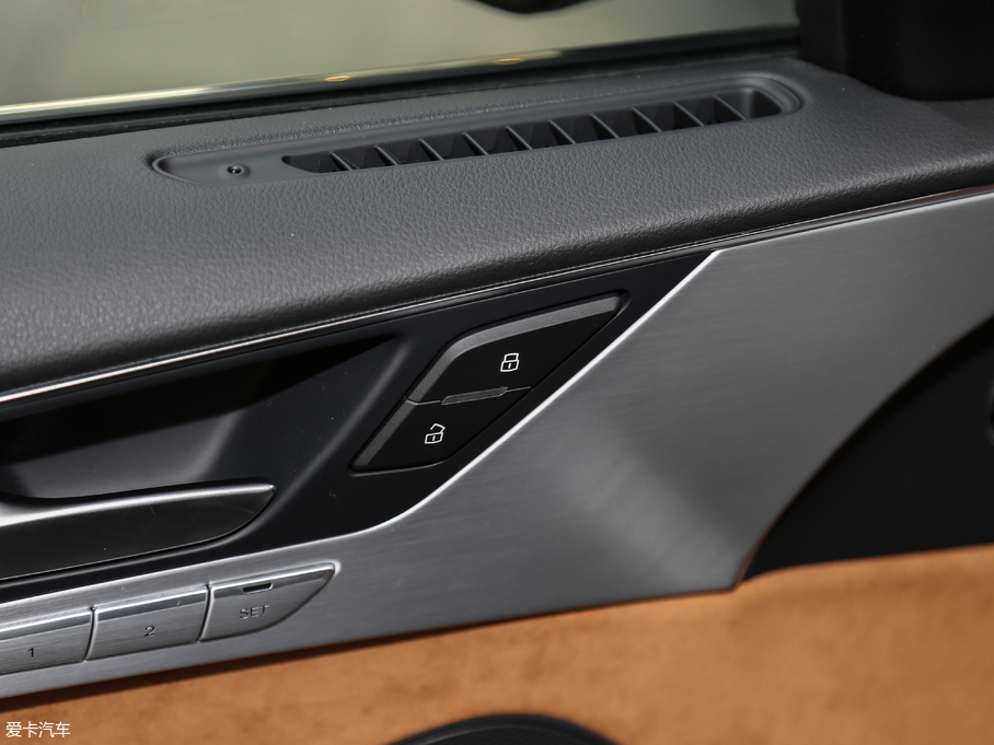 2017WA8 45 TFSI quattro ׿Խhذ