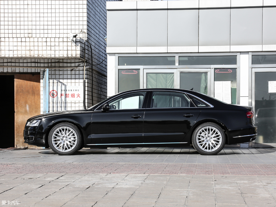 2017WA8 60 TFSI quattro A