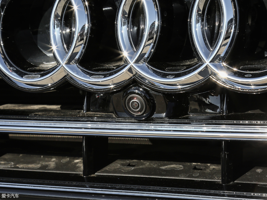 2017WA8 60 TFSI quattro A