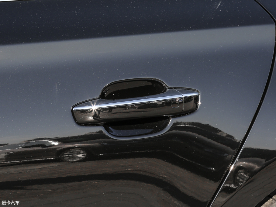 2017WA8 60 TFSI quattro A