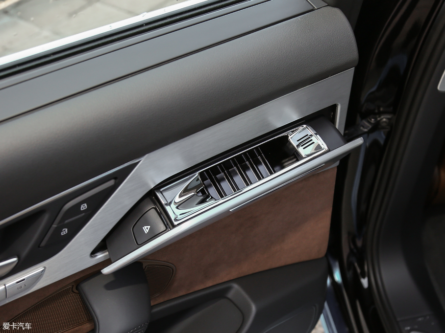 2017WA8 60 TFSI quattro A