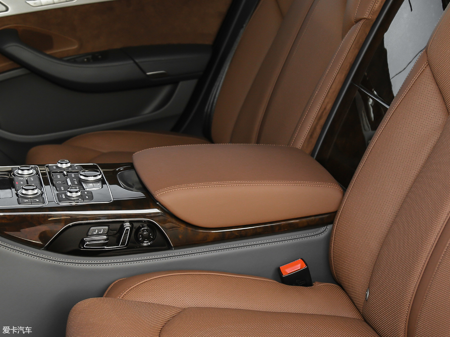 2017WA8 60 TFSI quattro A