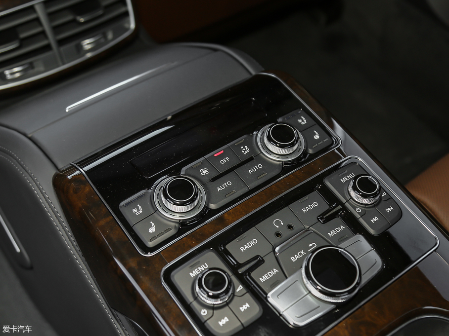 2017WA8 60 TFSI quattro A