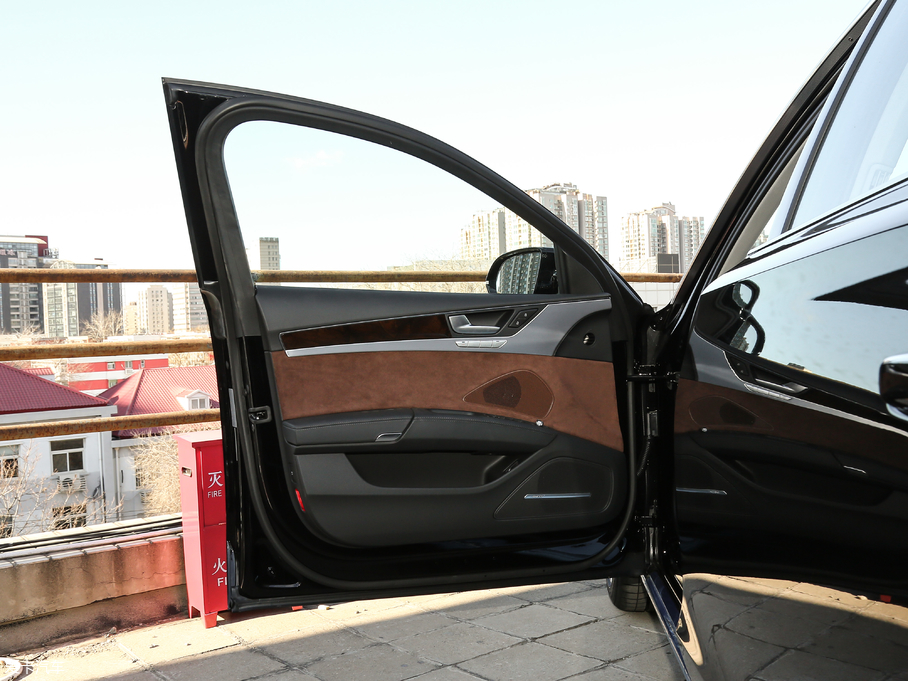 2017WA8 60 TFSI quattro A