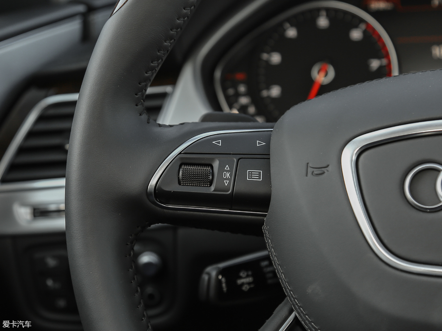 2017WA8 60 TFSI quattro A