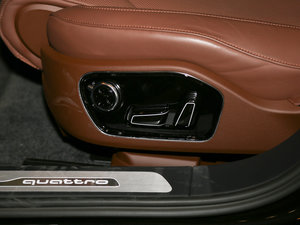 201750 TFSI quattro F {{