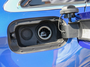 201750 TFSI quattro F ^