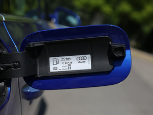 201750 TFSI quattro F ^