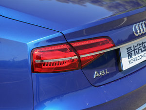 201750 TFSI quattro F ^