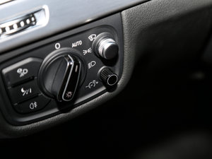 201750 TFSI quattro F g