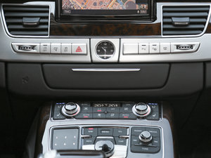 201750 TFSI quattro F п؅^(q)