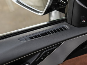 20176.3L W12 quattro Ş g