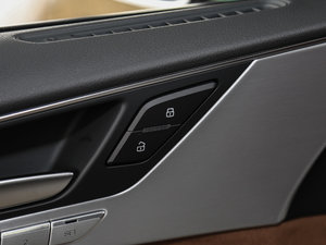 20176.3L W12 quattro Ş g