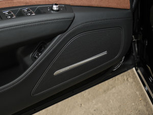 20176.3L W12 quattro Ş g