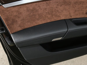 20176.3L W12 quattro Ş g