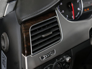 20176.3L W12 quattro Ş g