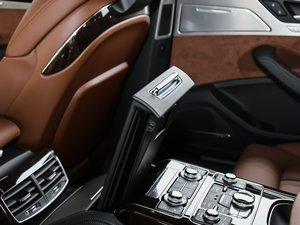 20176.3L W12 quattro Ş g