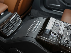 20176.3L W12 quattro Ş g