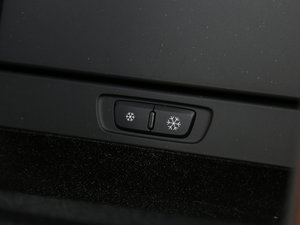 20176.3L W12 quattro Ş g