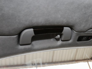 20176.3L W12 quattro Ş g