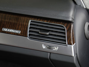 20176.3L W12 quattro Ş g