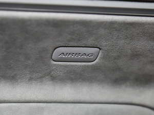 20176.3L W12 quattro Ş g