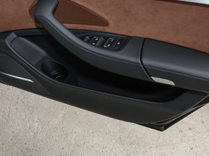 20176.3L W12 quattro Ş g