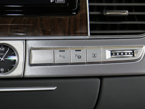 20176.3L W12 quattro Ş п؅^(q)