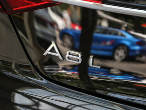 201745 TFSI quattro m ^