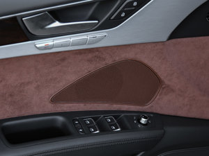 201745 TFSI quattro IȾӢ g