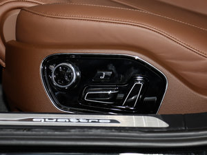 201745 TFSI quattro IȾӢ {{