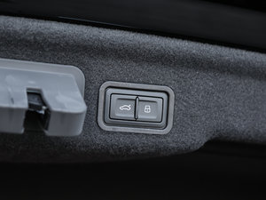 201745 TFSI quattro IȾӢ g