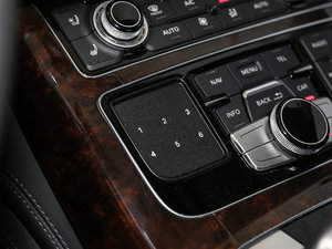 201745 TFSI quattro I(lng)ȾӢ п؅^(q)