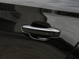 201745 TFSI quattro A ^