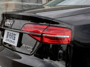 201745 TFSI quattro A ^