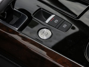 201745 TFSI quattro A п؅^