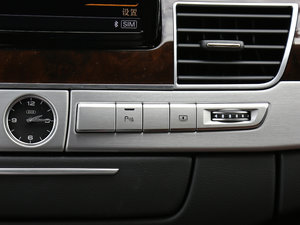 201745 TFSI quattro A п؅^