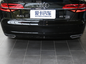 2017款45 TFSI quattro 卓越先锋版 排气管