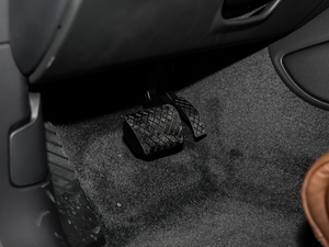 201745 TFSI quattro ׿Խh g