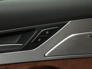 201745 TFSI quattro ׿Խh g