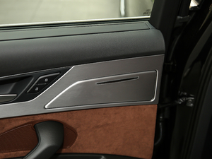 201745 TFSI quattro ׿Խh g