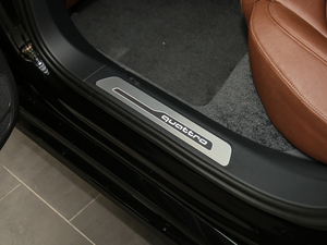 201745 TFSI quattro ׿Խh g