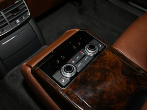 201745 TFSI quattro ׿Խh g