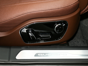 201745 TFSI quattro ׿Խh g