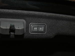 201745 TFSI quattro ׿Խh g