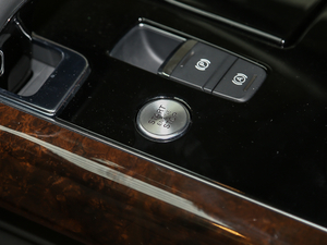 201745 TFSI quattro ׿Խh п؅^(q)