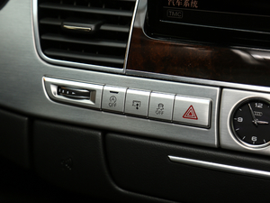 201745 TFSI quattro ׿Խh п؅^(q)