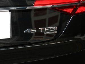 201745 TFSI quattro ׿Խhذ ^