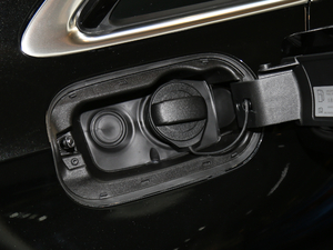 201745 TFSI quattro ׿Խhذ ^