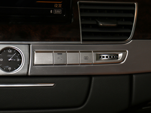 201745 TFSI quattro ׿Խhذ п؅^